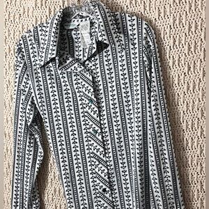 Alex Colman Vintage Button Up Blouse
Size Medium Petite Lovely